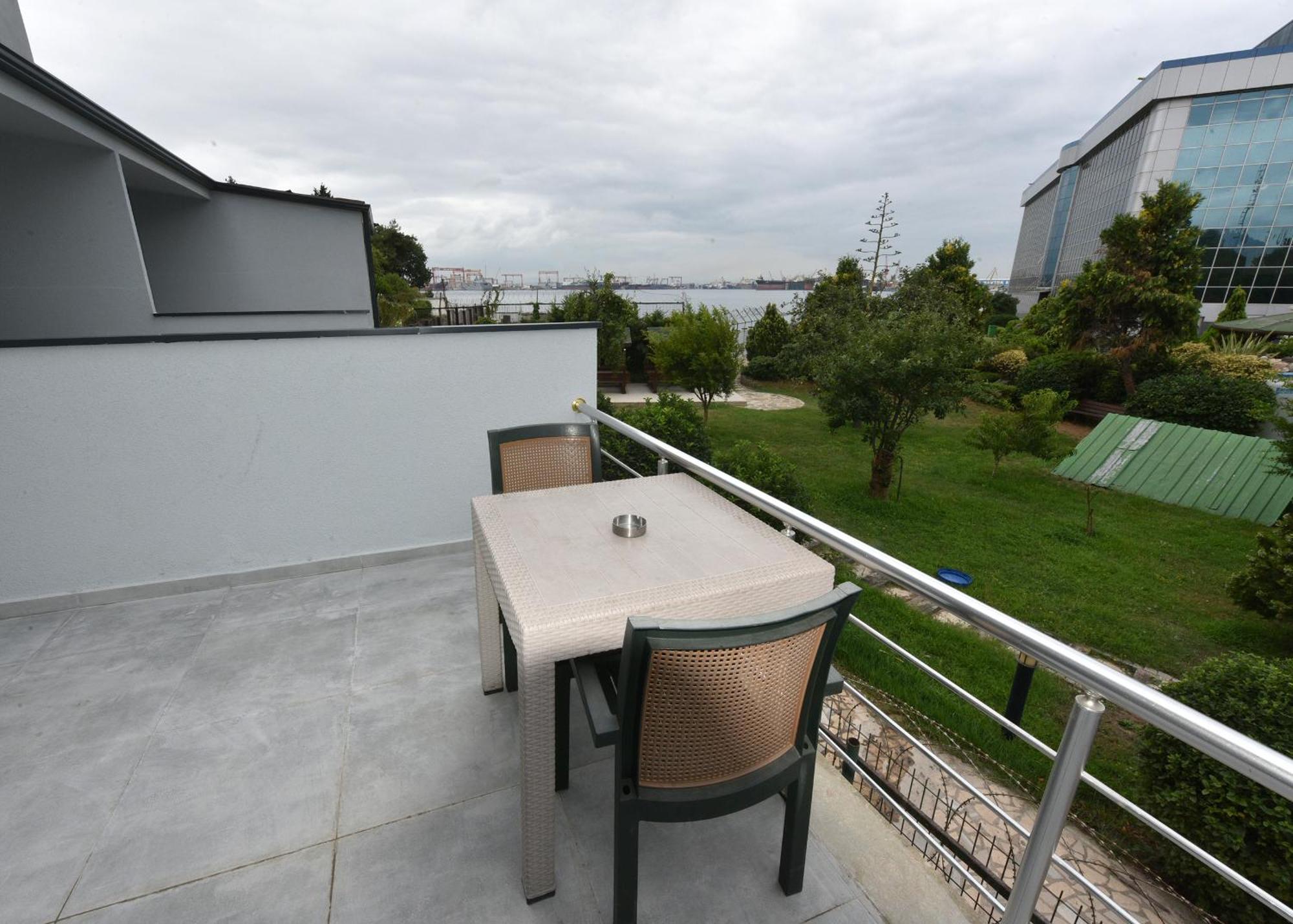 Sahil Hotel Pendik Istanbul Exterior photo